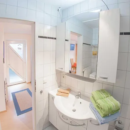 Ferienwohnung Nina 2, Vermietungsservice Appartement
