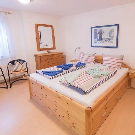 Appartement Ferienwohnung Nina 2, Vermietungsservice *