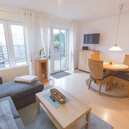 Ferienwohnung Nina 2, Vermietungsservice Апартаменты Дангаст